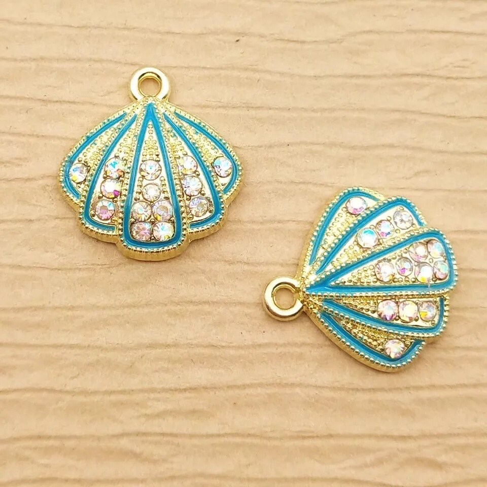 Seashell enamel charms, 17mm blue