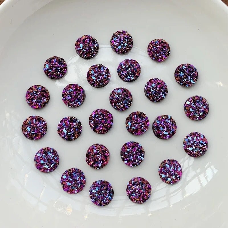 Round resin purple cabochon, 10mm