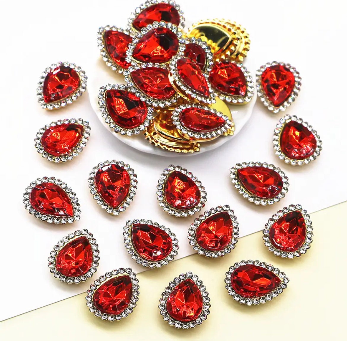 Red teardrop rhinestone cabochons, 18mm